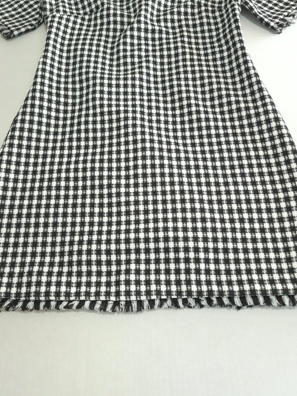 Tahari Dress 10 Women Black White Gingham Plaid Fringe Tweed Shift Mini Short - Picture 12 of 14